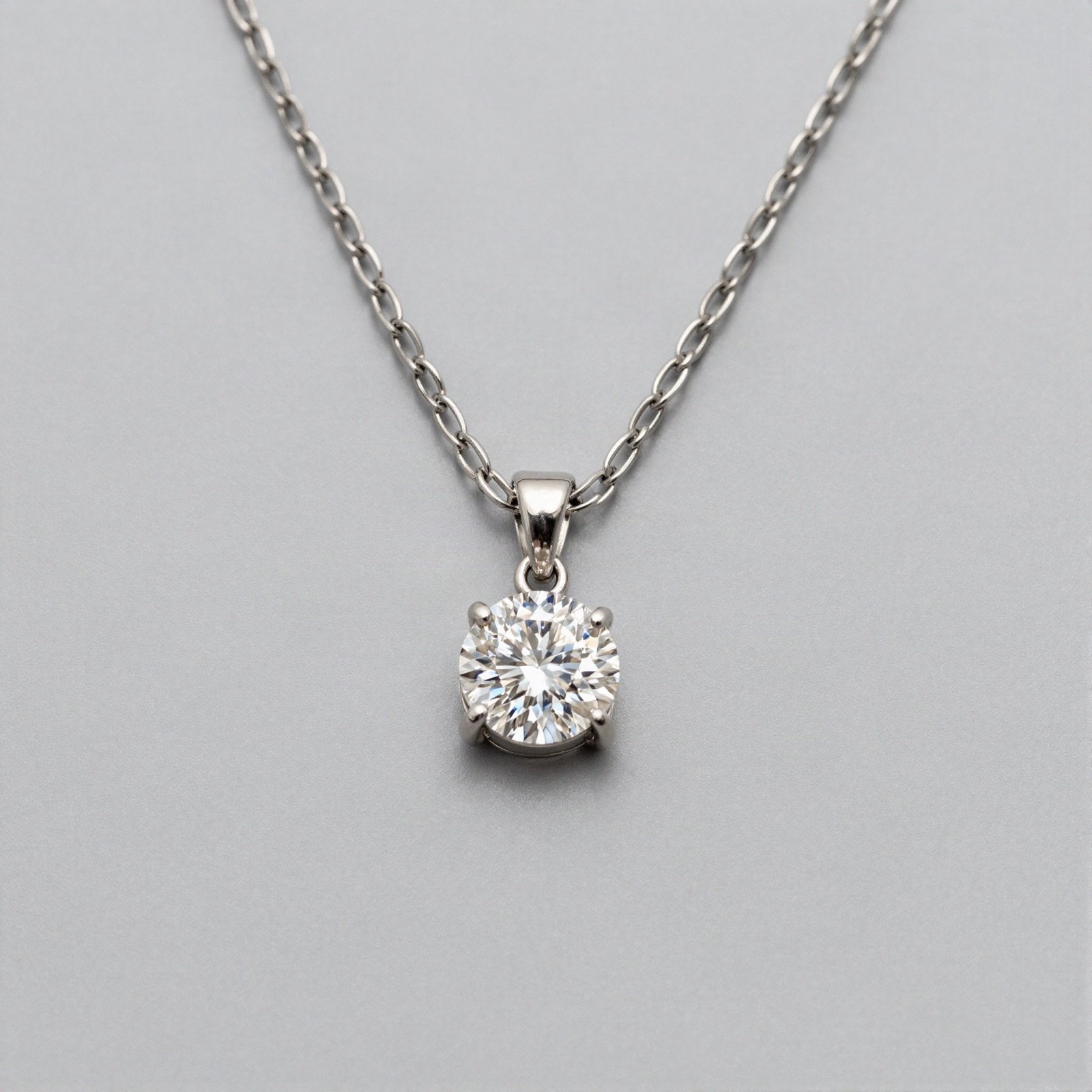 Silver necklace with a solitaire diamond pendant